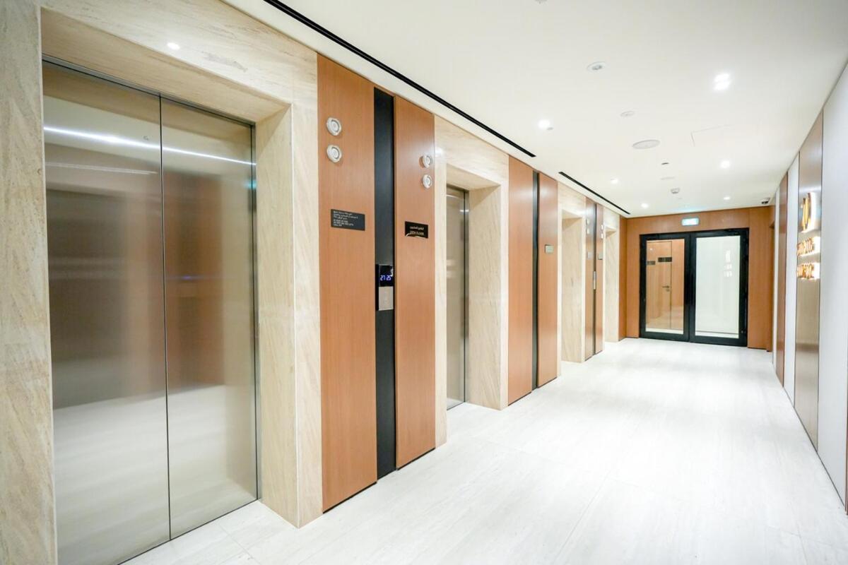 Bright 1br In Binghatti House, Prime Location Apartment *