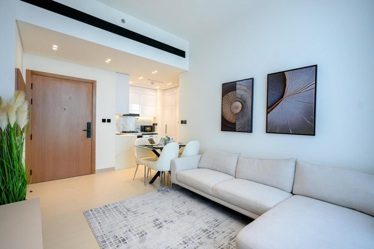 Bright 1br In Binghatti House, Prime Location Dubai