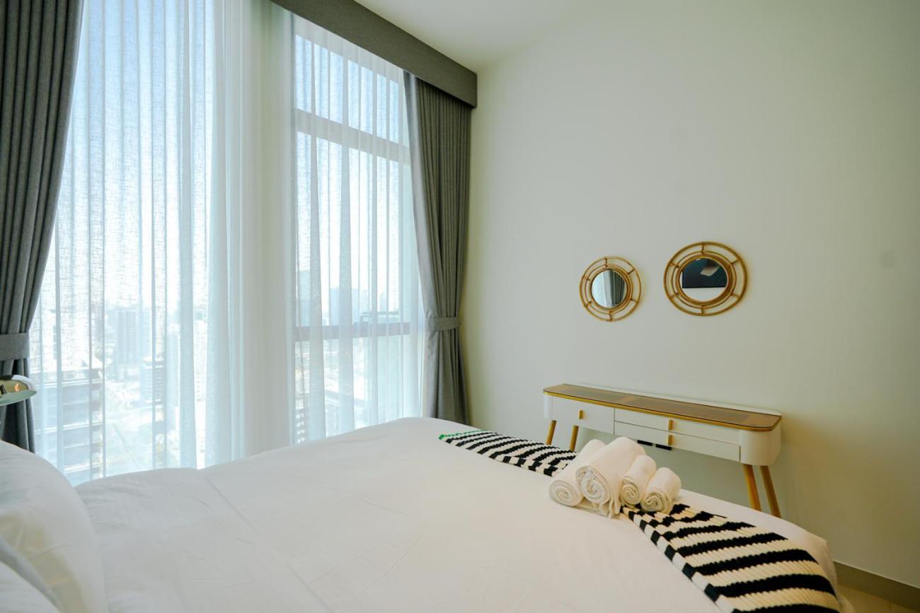 Bright 1br In Binghatti House, Prime Location Apartment Dubai